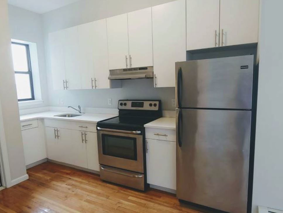 Foto principal - 144 Bruckner Blvd