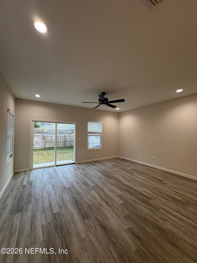 Foto del edificio - 838 5th Ave S