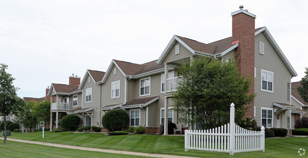 Prairie Oaks Apartments