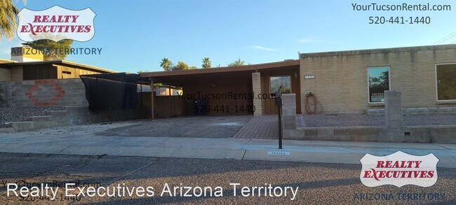 Foto del edificio - 3 br, 2 bath House - 9502 E Thomas Place