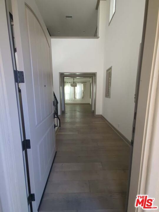 Building Photo - 16243 Cameo Ct