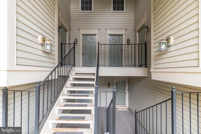 Building Photo - 8159 Bayonet Way