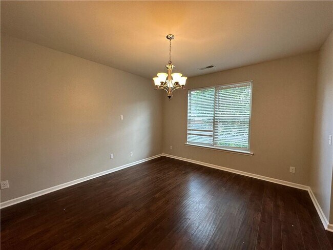 Foto del edificio - 819 Still Hill Ln SE
