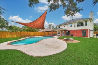 Building Photo - 16731 Creek Trail