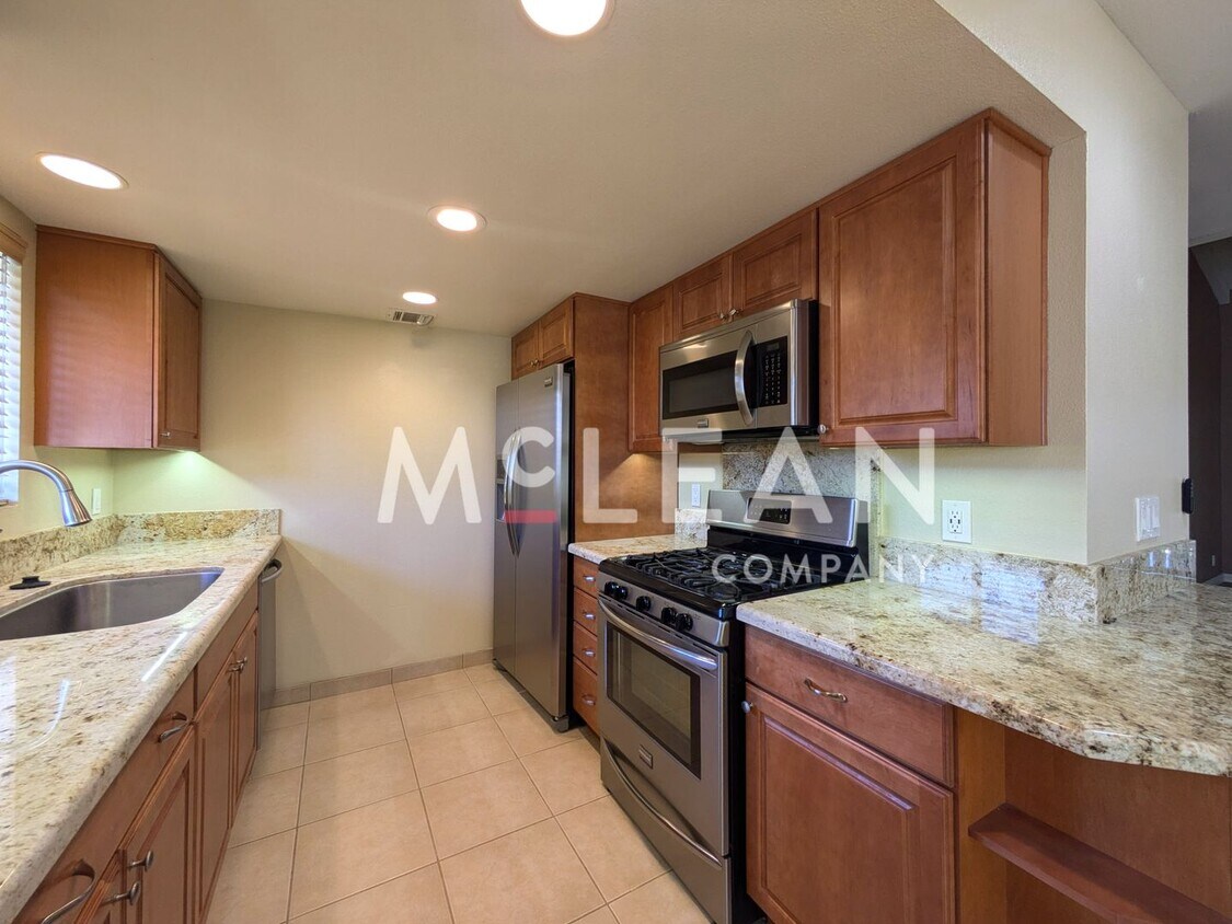 Primary Photo - Beautiful Two Bedroom Condo