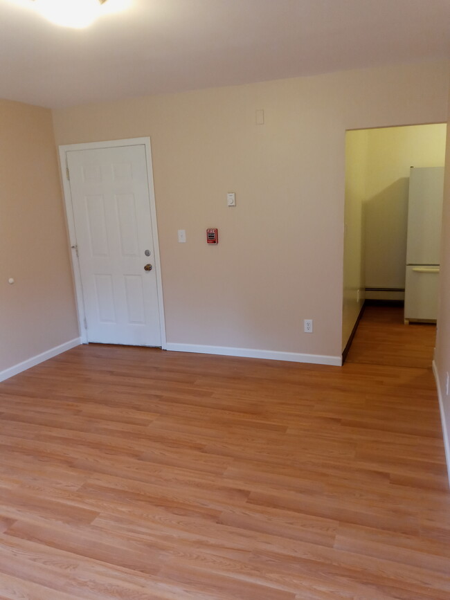 Building Photo - 6300 W Port Bay Rd