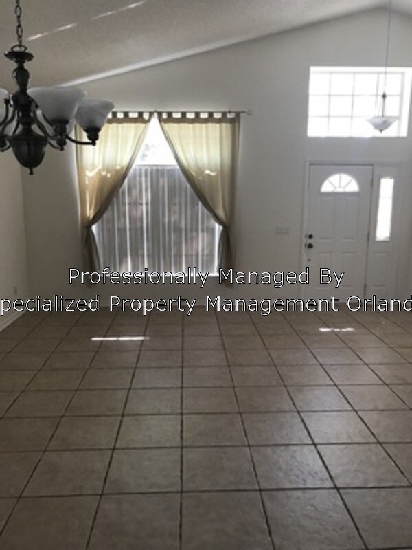 Foto del edificio - 367 Lexingdale Dr