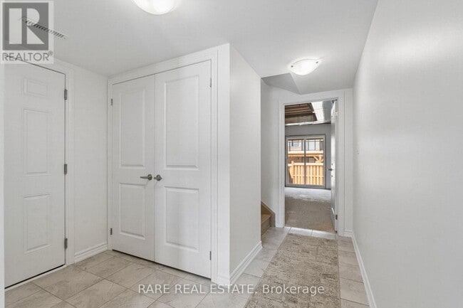 Building Photo - 55 Hay Ln.