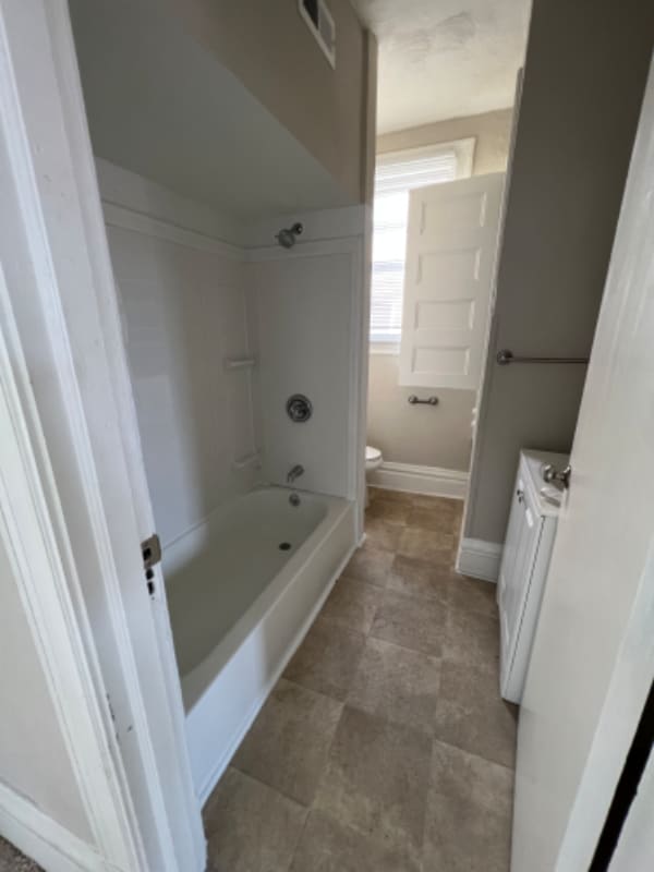 Photo - 730 California Ave Apartment