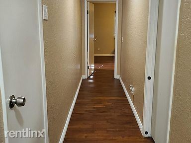 Building Photo - 3 br, 2 bath House - 422 S Sunshine Ave