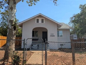 Building Photo - 3733 Myers St