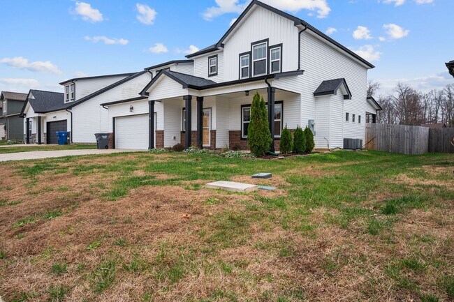 Building Photo - Your Dream Home Awaits— Where Custom Design Meets Everyday Comfort