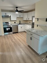 Building Photo - 403 White Cedar Blvd
