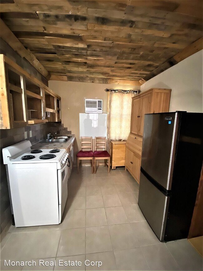 Building Photo - 1 br, 1 bath House - 1110 N. Tornillo