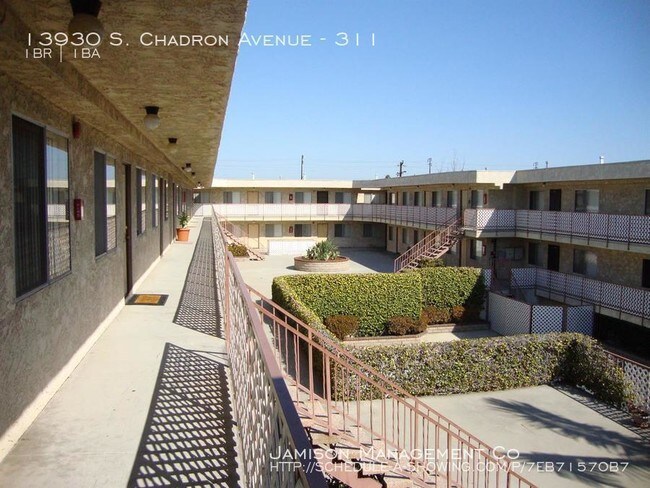Foto del edificio - 13930 S Chadron Ave