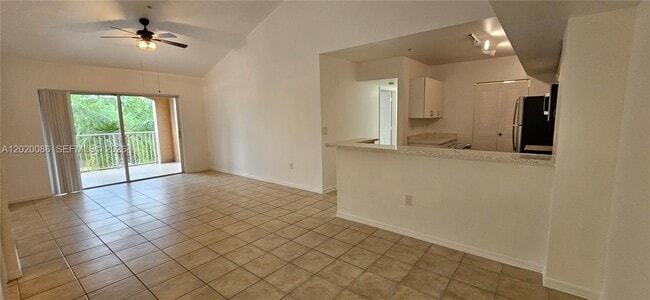 Foto del edificio - 3830 Lyons Rd