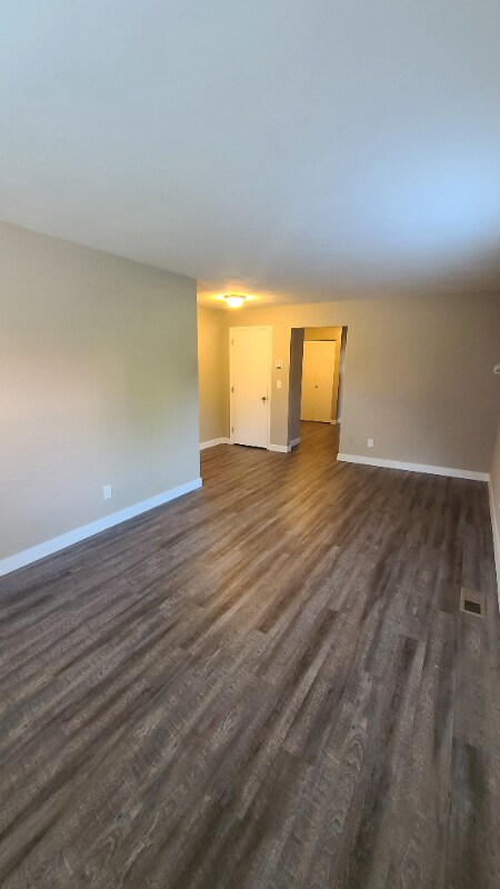 Foto del edificio - 897 W Market St