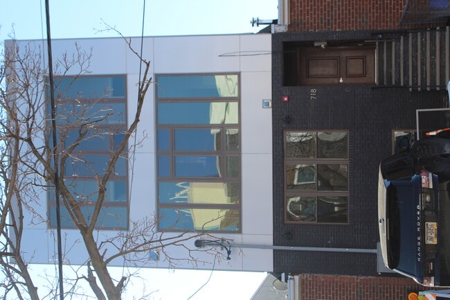 Photo - 718 N 19th St (Philadelphia, PA) Apartment