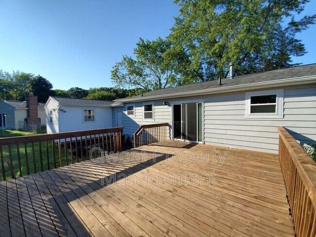 Foto del edificio - 6705 Adaridge Dr SE