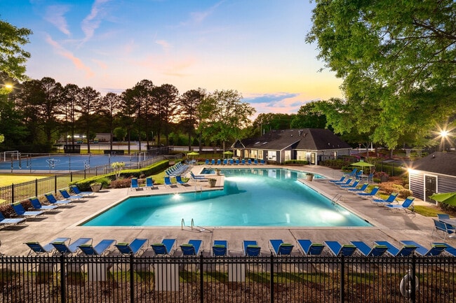 Building Photo - Ivy Commons