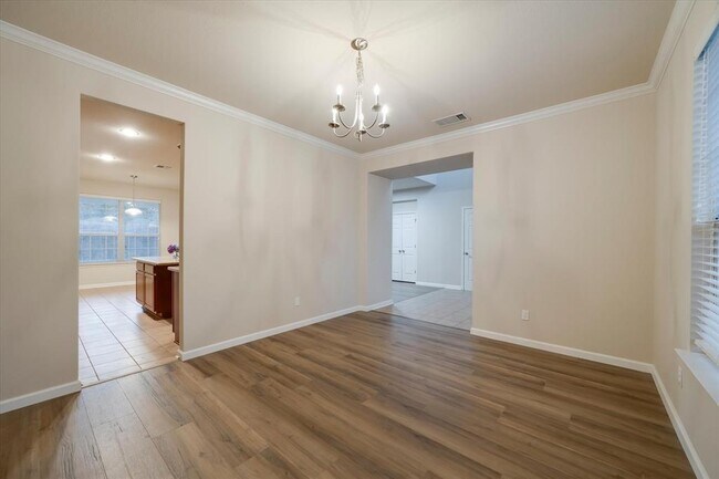 Foto del edificio - 185 Hometown Pkwy