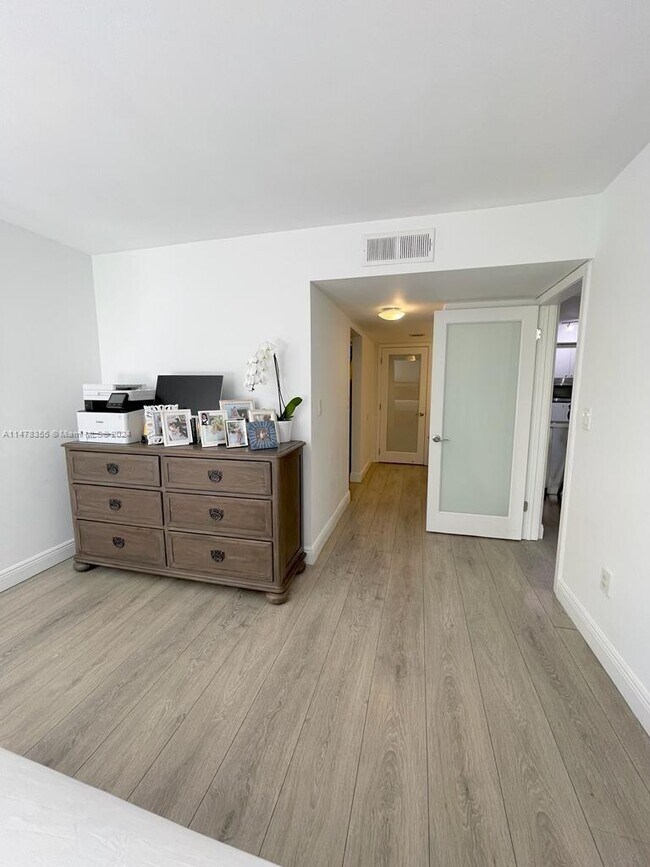 Foto del edificio - 101 Ocean Ln Dr