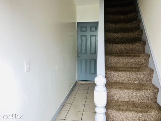 Building Photo - 2 br, 1 bath House - 51 Lines St Apartment 1