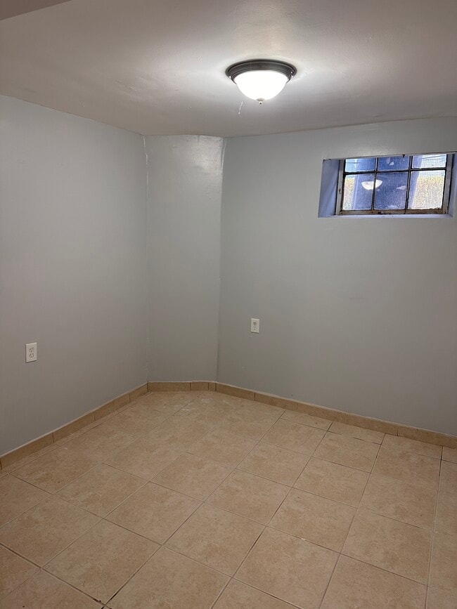 Building Photo - 19 Archdale Rd