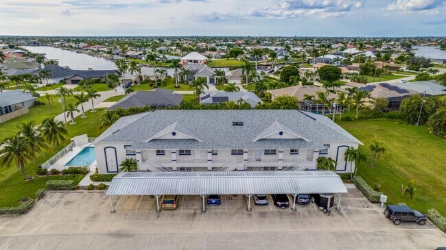Foto del edificio - 5612 Rose Garden Rd