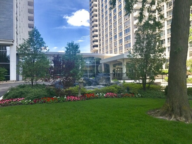 Building Photo - 4250 N Marine Dr