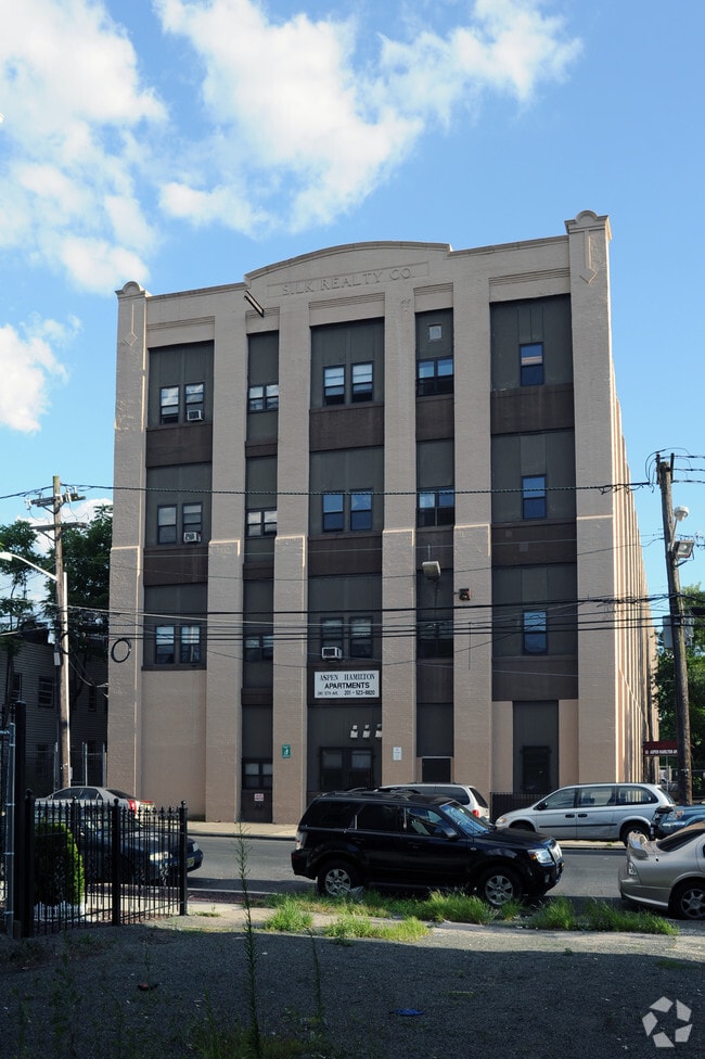 AspenHamilton Apartments Paterson, NJ