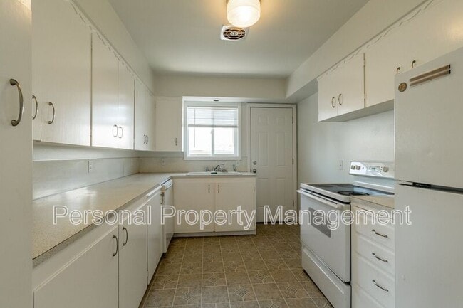 Foto del edificio - 2404 E 13th St