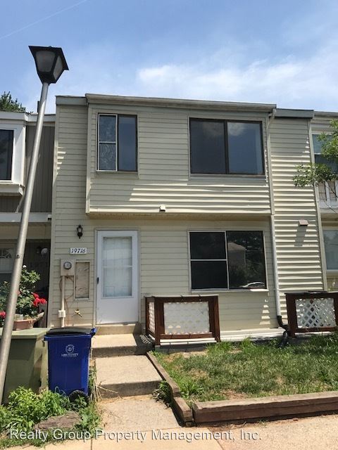 Foto principal - 19716 Wootton Ave