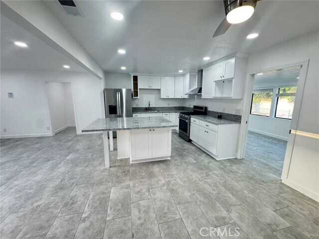 Foto del edificio - 3233 E Cameron Ave