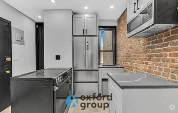 Building Photo - 446 W 52nd St