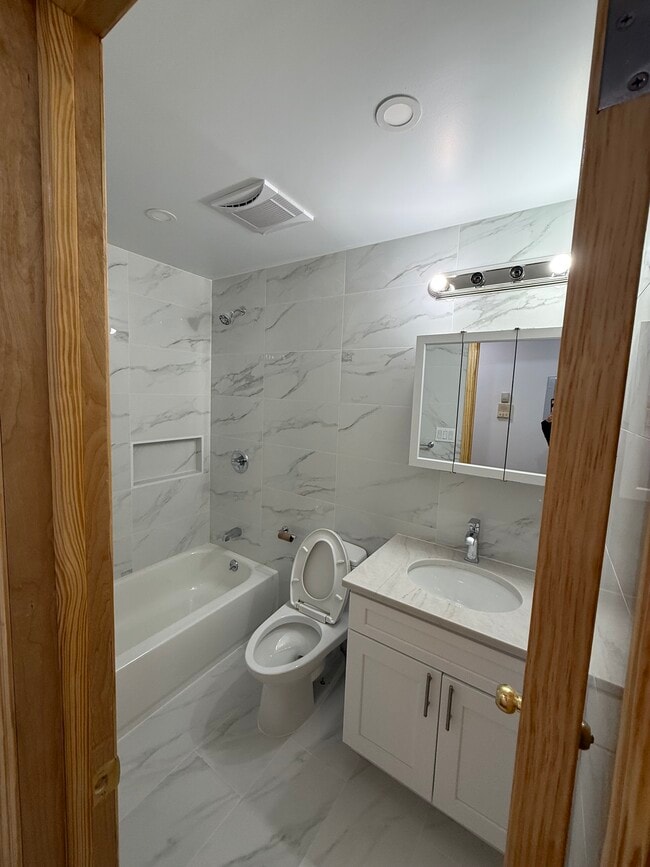 Foto del edificio - 59-09 48th Ave