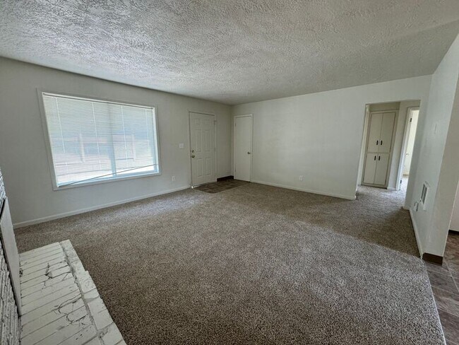 Foto del edificio - 2463-2479 Lee St SE