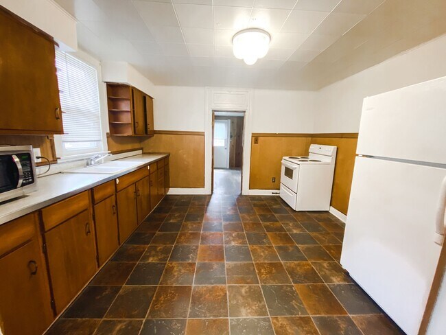 Foto del edificio - Three Bedroom Close To Campus