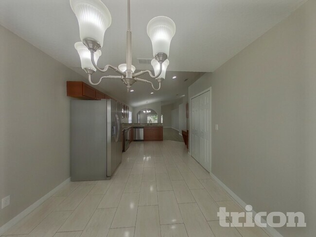 Foto del edificio - 3207 Murray Hill Loop