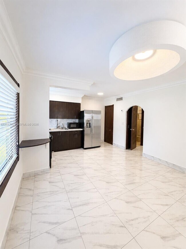 Foto del edificio - 783 NW 96th St