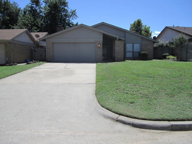 Building Photo - 6816 Bear Canyon Dr