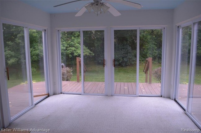 Foto del edificio - 40497 Bluesprings Ct