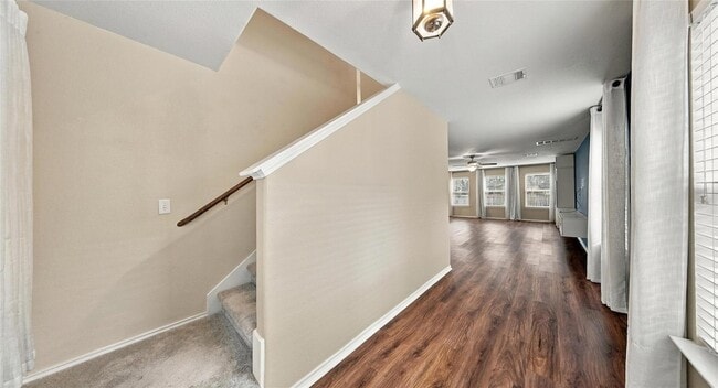 Building Photo - 7224 Crestone Rd