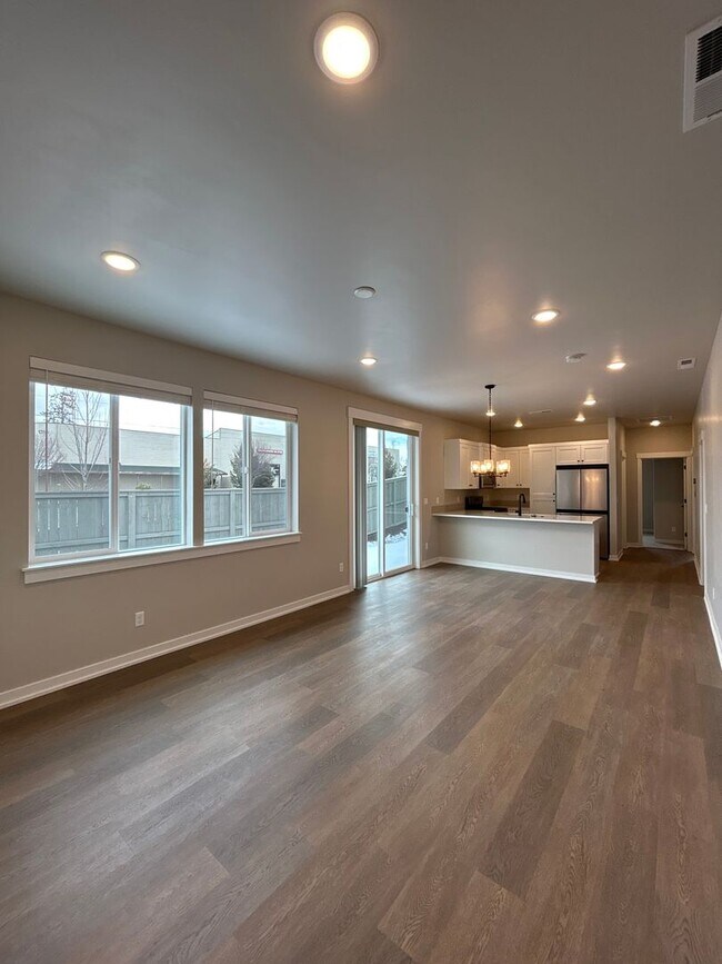 Building Photo - 2 Bedroom in the Luderman Crossing Community