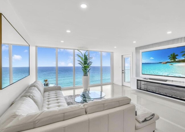Foto del edificio - 3000 S Ocean Blvd