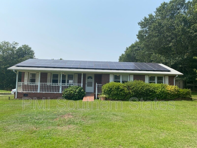 101 State Rd S42776, Woodruff, SC 29388 House Rental in Woodruff