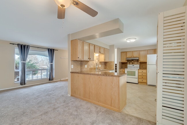 Foto del edificio - 7051 Pierce St