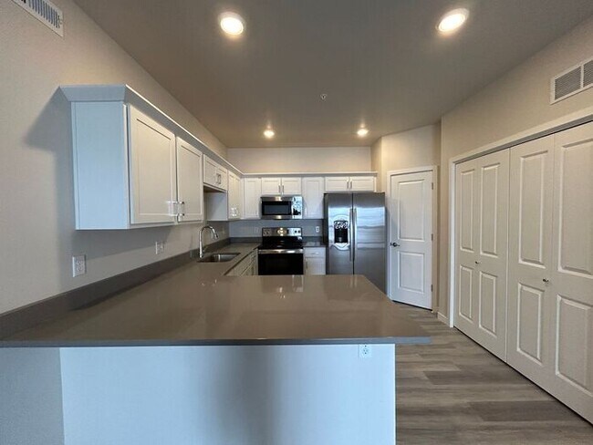Foto del edificio - $1,500 | 2 Bedroom, 2 Bathroom Condo | No Pets | Available for August 1st, 2026 Move In!