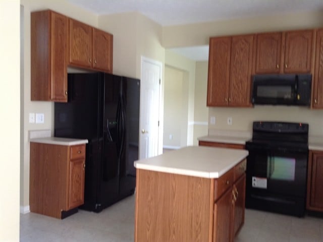 Building Photo - 4558 Randall Dr