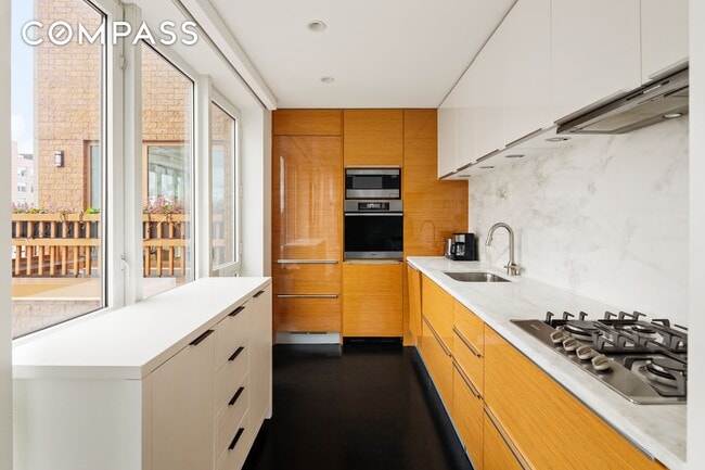 Foto del edificio - 130 W 20th St